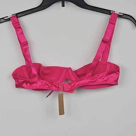SKIMS UNDERWIRE DEMI CUP BRA NWT - Picture 3 of 9